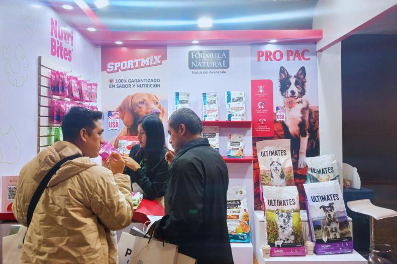 Pet Nutriscience presenta sus superalimentos para mascotas en el Latin en tu Ciudad Trujillo